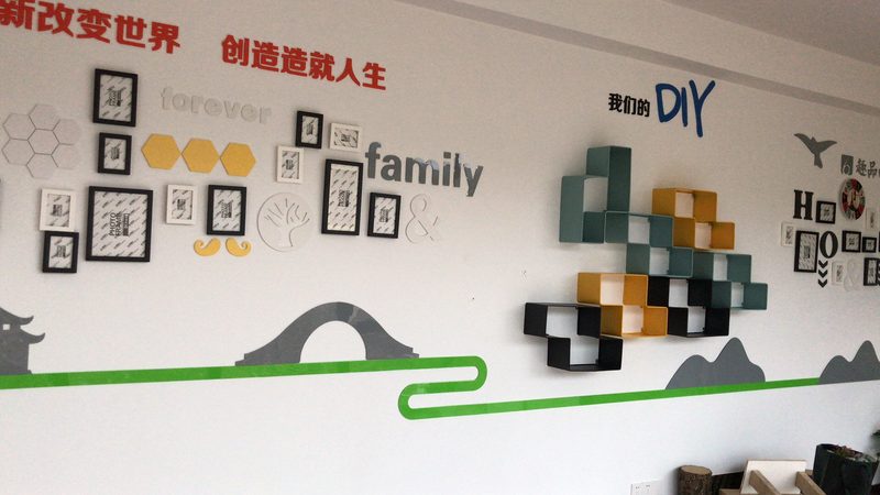 标识标牌代理加盟：揭秘其背后的机遇与挑战